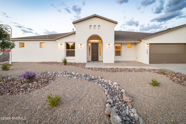 788 Basha Arc, Las Cruces, NM 88005