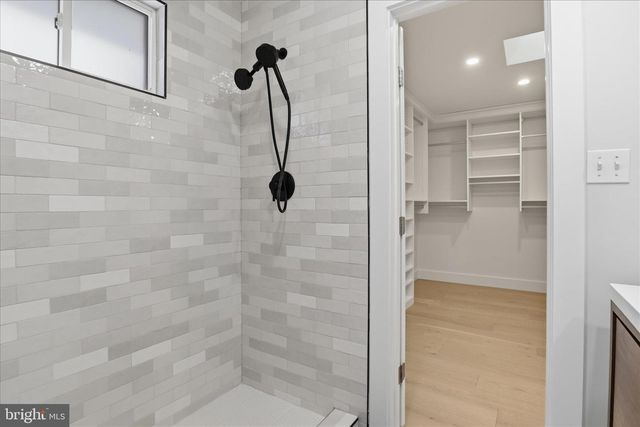 4000 N RICHMOND ST, Arlington, VA 22207