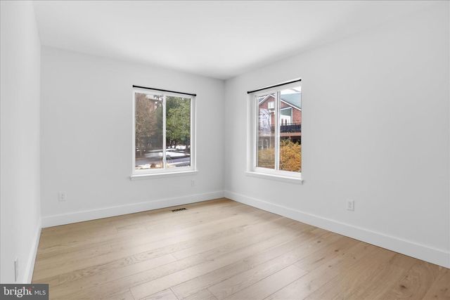 4000 N RICHMOND ST, Arlington, VA 22207