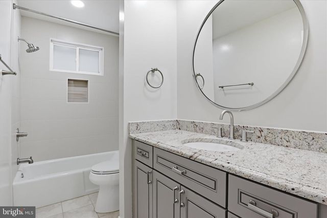 4000 N RICHMOND ST, Arlington, VA 22207