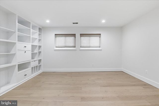 4000 N RICHMOND ST, Arlington, VA 22207