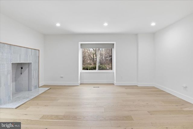 4000 N RICHMOND ST, Arlington, VA 22207