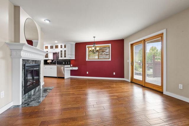 9020 N Country Homes Blvd, Spokane, WA 99218