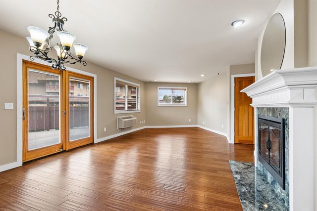 9020 N Country Homes Blvd, Spokane, WA 99218