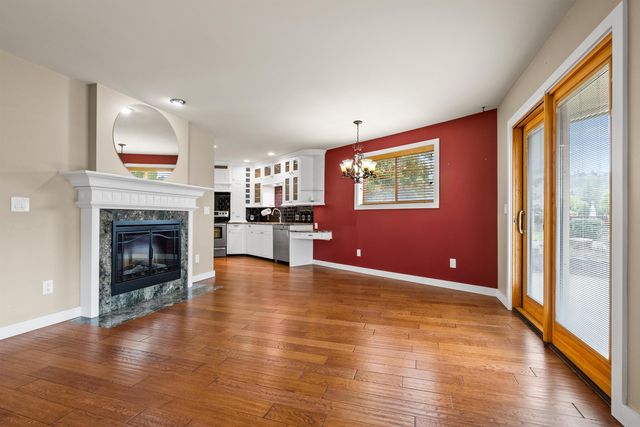 9020 N Country Homes Blvd, Spokane, WA 99218