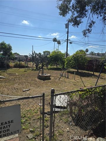 422 S Virginia, Azusa, CA 91702