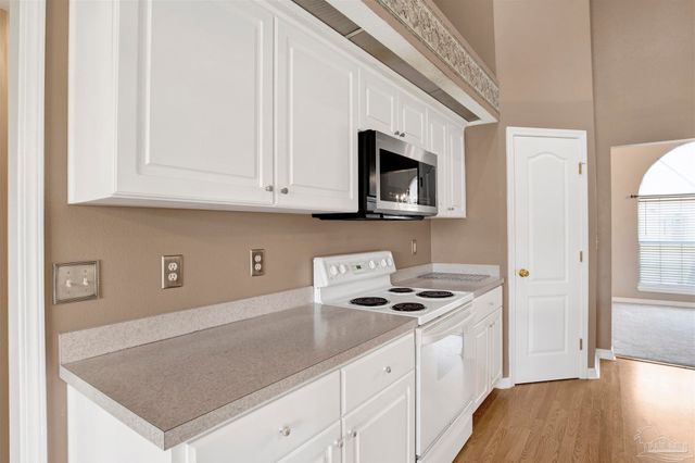 2012 Horton Dr, Pensacola, FL 32507