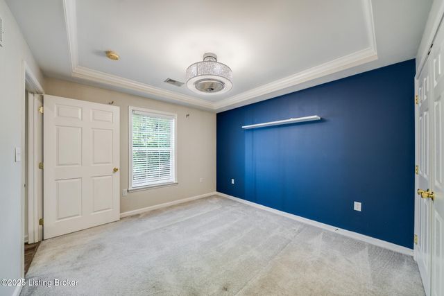 9314 Pine Lake Dr, UNIT 201, Louisville, KY 40220