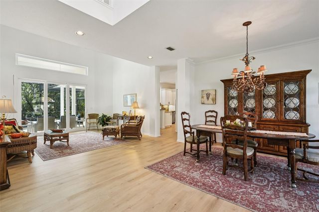 660 BAY LAUREL COURT NE, St Petersburg, FL 33703