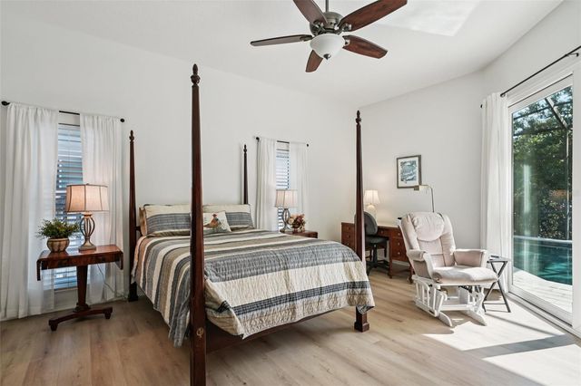 660 BAY LAUREL COURT NE, St Petersburg, FL 33703