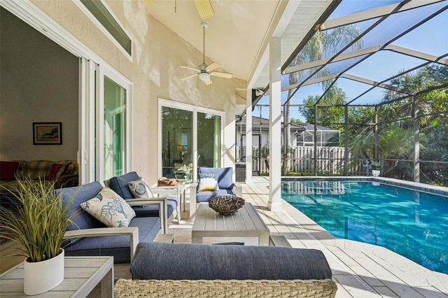 660 BAY LAUREL COURT NE, St Petersburg, FL 33703