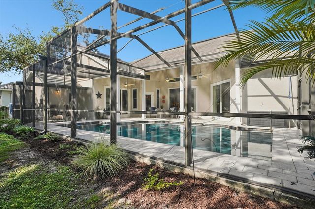 660 BAY LAUREL COURT NE, St Petersburg, FL 33703