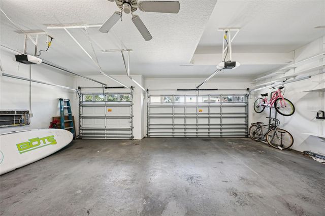 660 BAY LAUREL COURT NE, St Petersburg, FL 33703