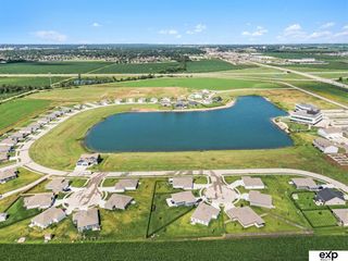 1935 Aaron Way, Fremont, NE 68028