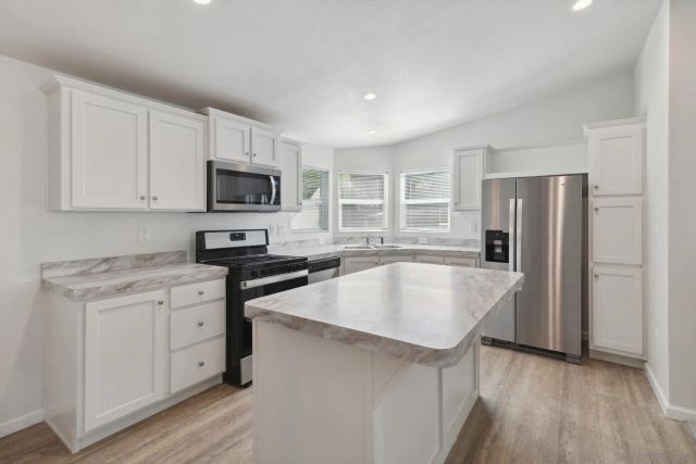 22899 Byron Rd 35, Crestline, CA 92325