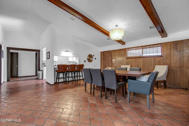 5716 OAK CLIFF Drive, El Paso, TX 79912
