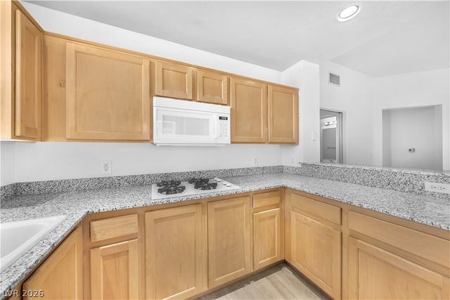 15 East Agate Avenue 202, Las Vegas, NV 89123