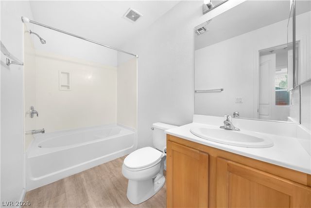 15 East Agate Avenue 202, Las Vegas, NV 89123