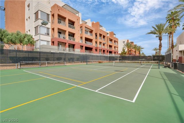 15 East Agate Avenue 202, Las Vegas, NV 89123