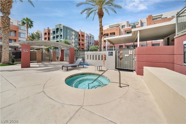 15 East Agate Avenue 202, Las Vegas, NV 89123