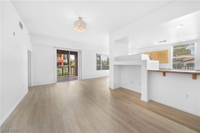 15 East Agate Avenue 202, Las Vegas, NV 89123