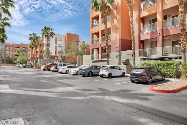15 East Agate Avenue 202, Las Vegas, NV 89123