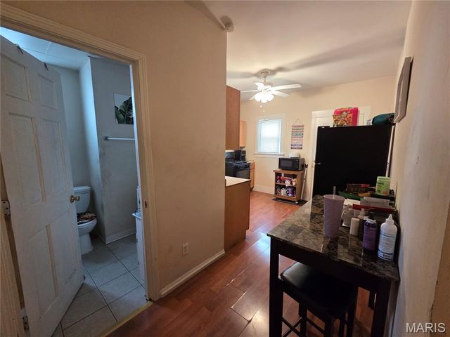 3507 Central Place, St Louis, MO 63121