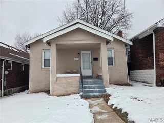 3507 Central Place, St Louis, MO 63121