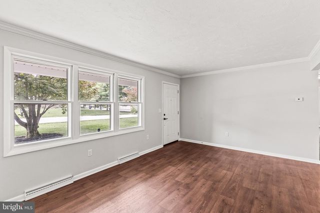 3511 VILLAGE RD, Dover, PA 17315
