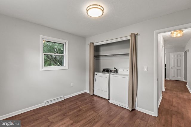 3511 VILLAGE RD, Dover, PA 17315