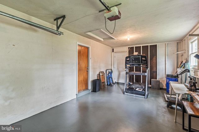 3511 VILLAGE RD, Dover, PA 17315