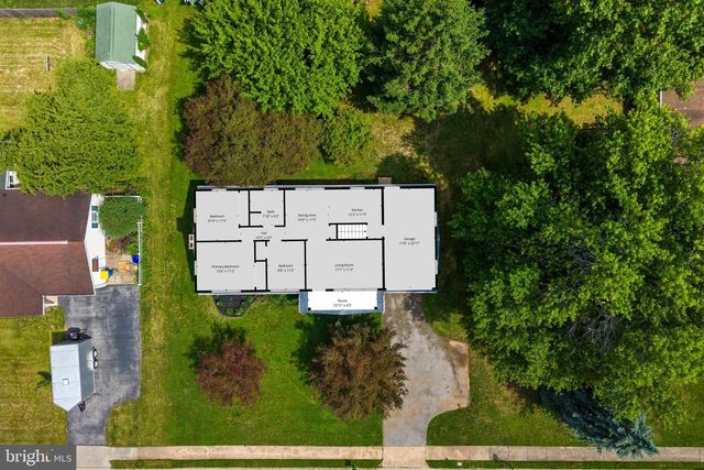 3511 VILLAGE RD, Dover, PA 17315