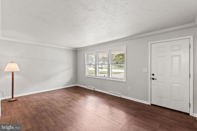 3511 VILLAGE RD, Dover, PA 17315
