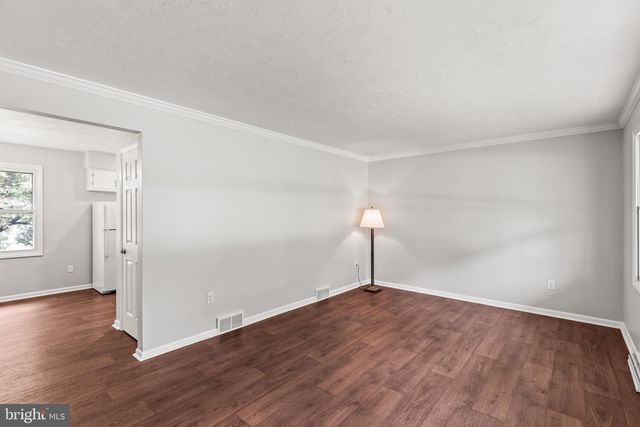 3511 VILLAGE RD, Dover, PA 17315