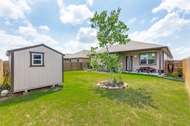 822 Pease River WAY, Hutto, TX 78634