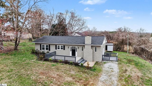 2822 Carolina Country Club Road, Spartanburg, SC 29306