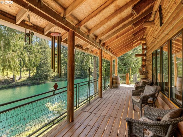 38342 S SAWTELL Rd, Molalla, OR 97038