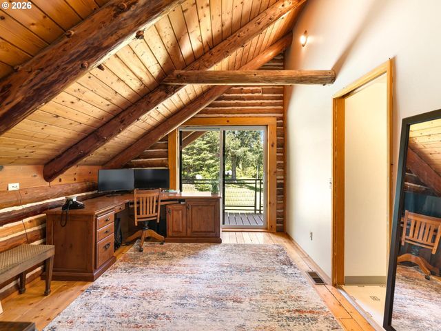 38342 S SAWTELL Rd, Molalla, OR 97038