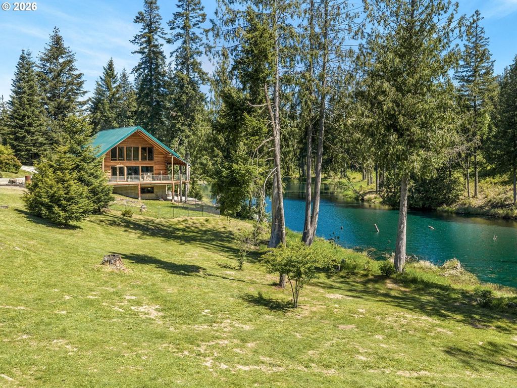 38342 S SAWTELL Rd, Molalla, OR 97038
