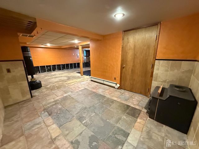 9 Palm Place, South River, NJ 08882