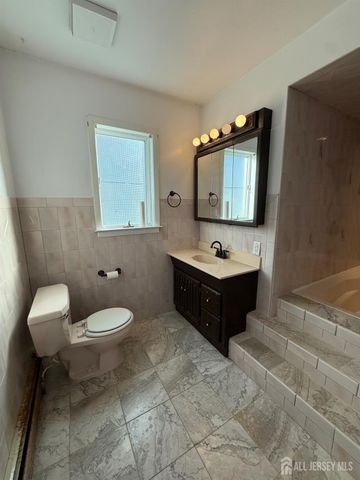 9 Palm Place, South River, NJ 08882