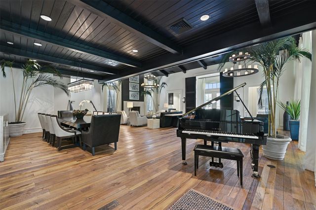 2208 Butler Drive, Friendswood, TX 77546