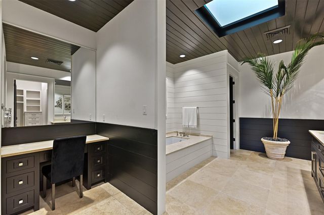 2208 Butler Drive, Friendswood, TX 77546