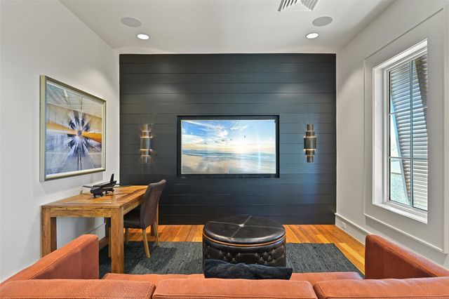 2208 Butler Drive, Friendswood, TX 77546