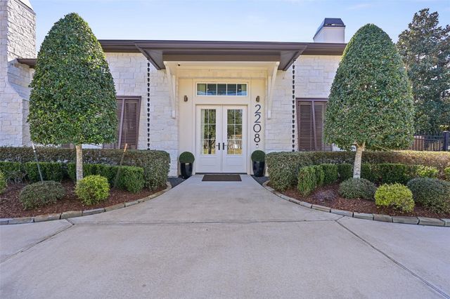 2208 Butler Drive, Friendswood, TX 77546