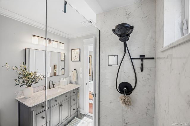 19 Raymond Avenue, Middle Island, NY 11953