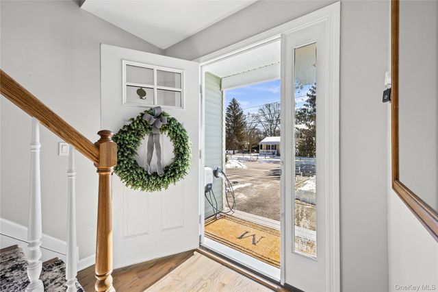 19 Raymond Avenue, Middle Island, NY 11953