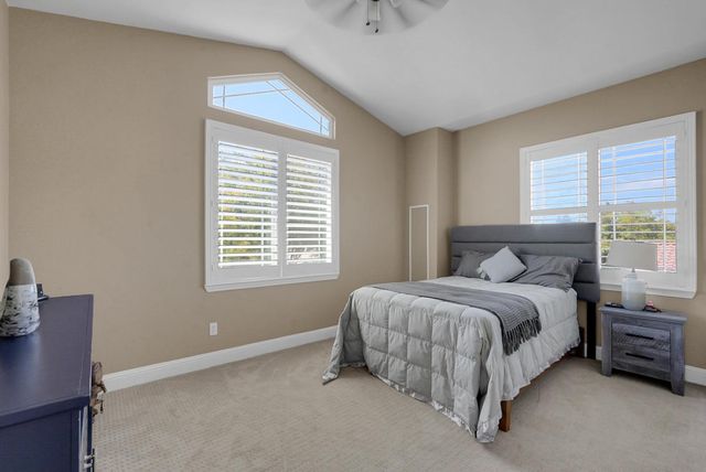 677 Stetson Dr, Oakdale, CA 95361