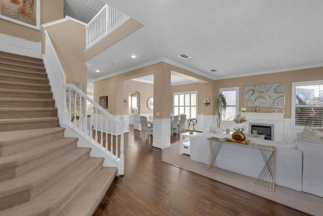 677 Stetson Dr, Oakdale, CA 95361