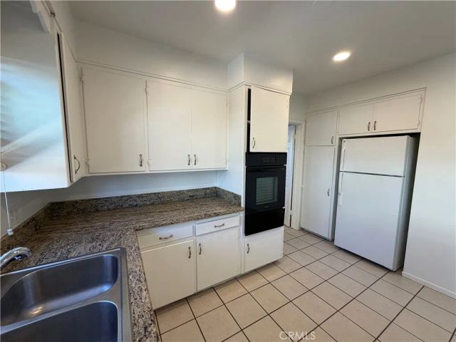 917 Campus Avenue, Redlands, CA 92374